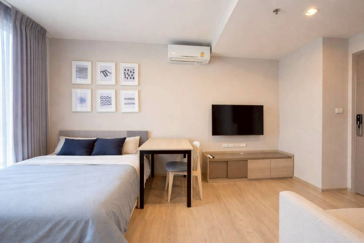 ให้เช่าคอนโดบางนา แบริ่ง ลาซาล : New Update✨️ คอนโด Ideo Mobi Sukhumvit Eastpoint (ไอดีโอ โมบิ สุขุมวิท อีสต์พ้อย) BTS บางนา 250 เมตร (รวมส่วนกลาง) 🛏️ 1 ห้องนอน 🛁 1 ห้องน้ำ 🍽 1 ครัวปิด📍ขนาดห้อง 28ตารางเมตร 📍ชั้น 26 เฟอร์นิเจอร์ + ไฟฟ้าครบ ♦️