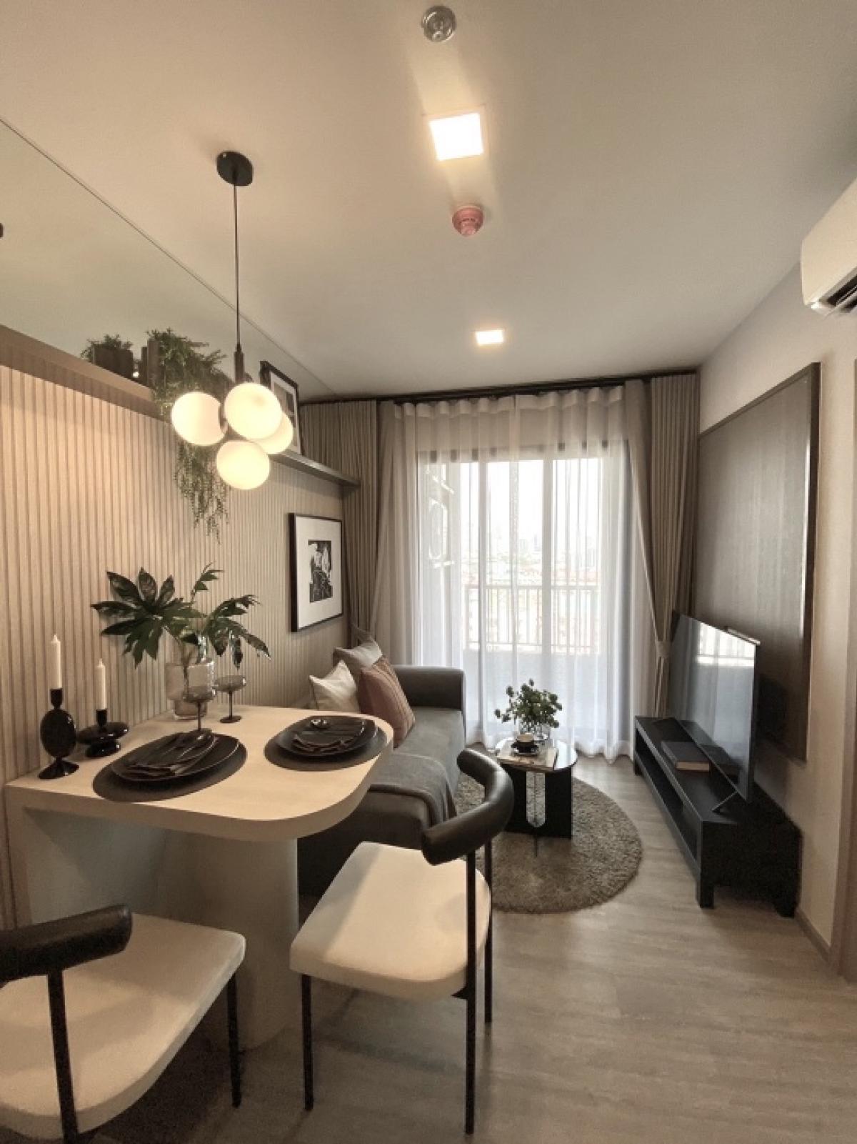 For SaleCondoOnnut, Udomsuk : Free gold 2 baht, common area 5 years, Nia by Sansiri, direct project deal. There are many rooms to choose from.