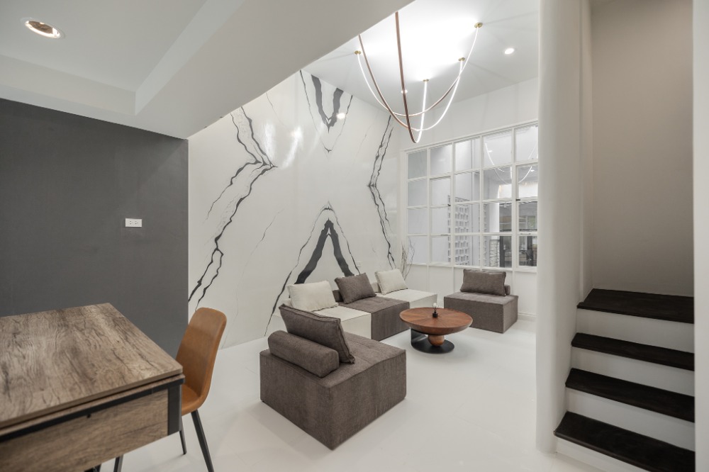 For SaleTownhomeSapankwai,Jatujak : For sale/rent Luxury pool villa townhome, ready to move in around Chatuchak, near MRT /BTS, able to open Airbnb, office, Bangkok.