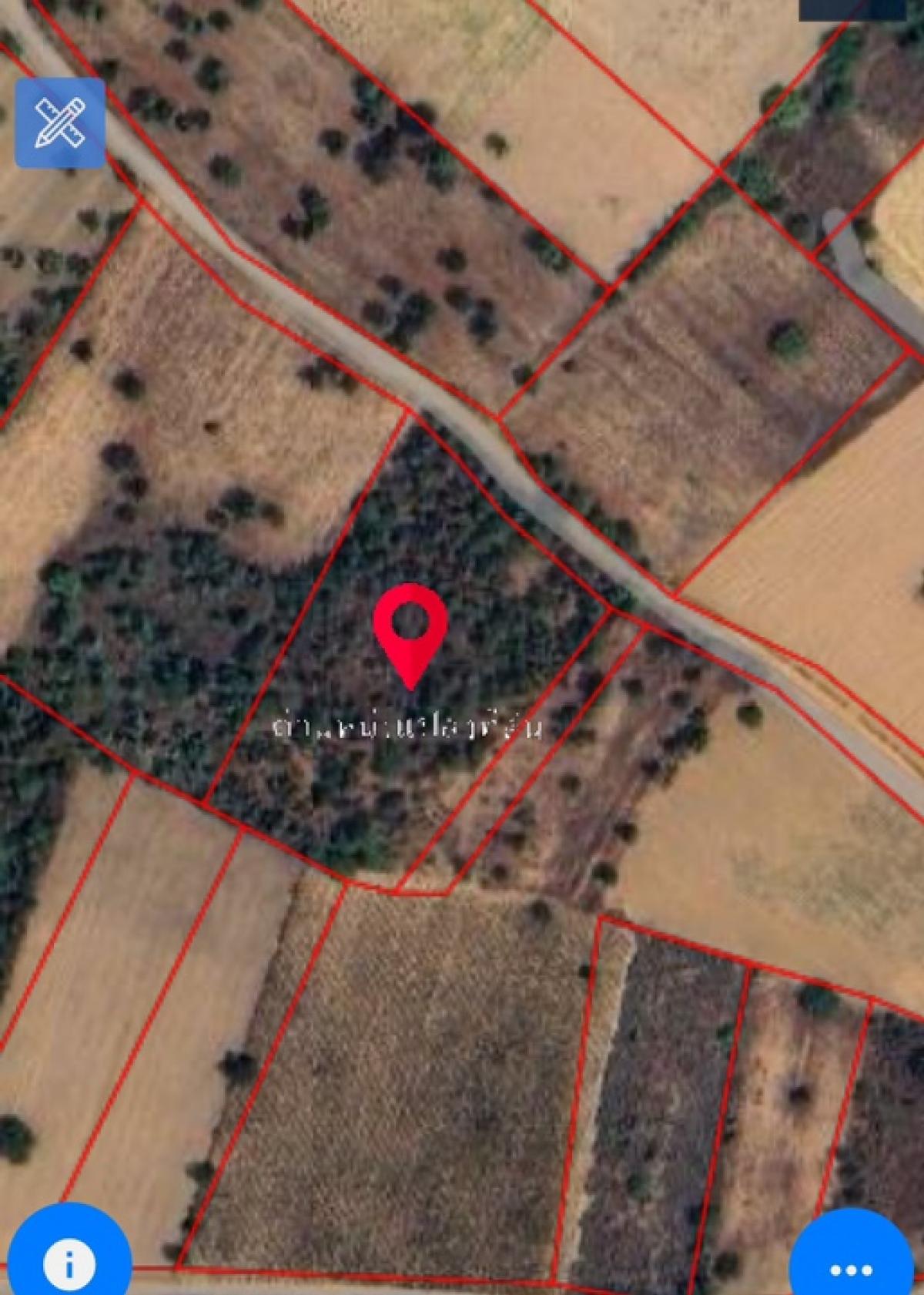 For SaleLandKhon Kaen : ❤️❤️Land for sale, Sawathi District, Mueang District, Khon Kaen Province, size 8 rai 30 sq.w. (900 baht per sq.w.) Selling the whole plot for only 2,907,000 baht. There is a road through it. Suitable for farming or investment. Interested, Line Tel. 085911