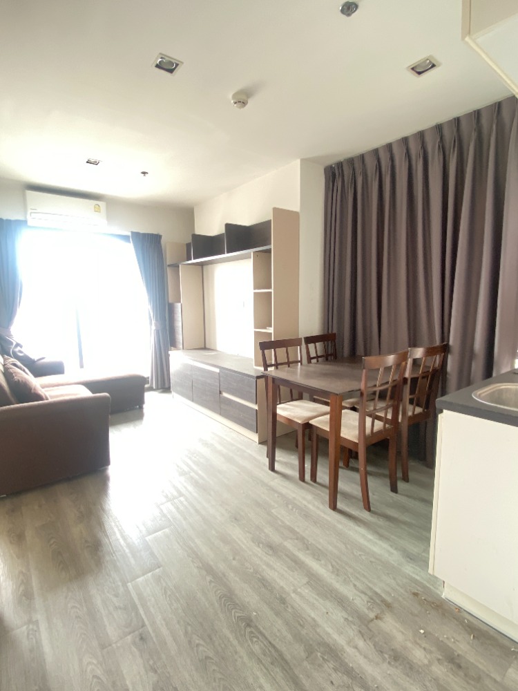 ขายคอนโดพัฒนาการ ศรีนครินทร์ : ขาย คอนโด ริชพาร์ค แอท ทริปเปิ้ลสเตชั่น คอนโดห้องมุม วิวสวย น่าอยู่อาศัย น่าลงทุน ชั้นสูง ใกล้ Airport Rail Link หัวหมาก