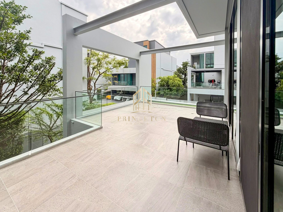 For RentHousePattanakan, Srinakarin : Luxury House For Rent Vive Krungthep Kreetha near Wellington College International School 📞092-4252445 