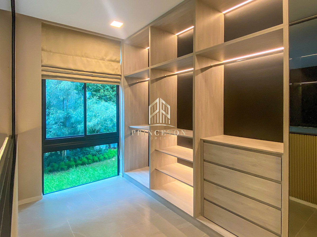 For RentHousePattanakan, Srinakarin : Luxury House For Rent Vive Krungthep Kreetha near Wellington College International School 📞092-4252445 