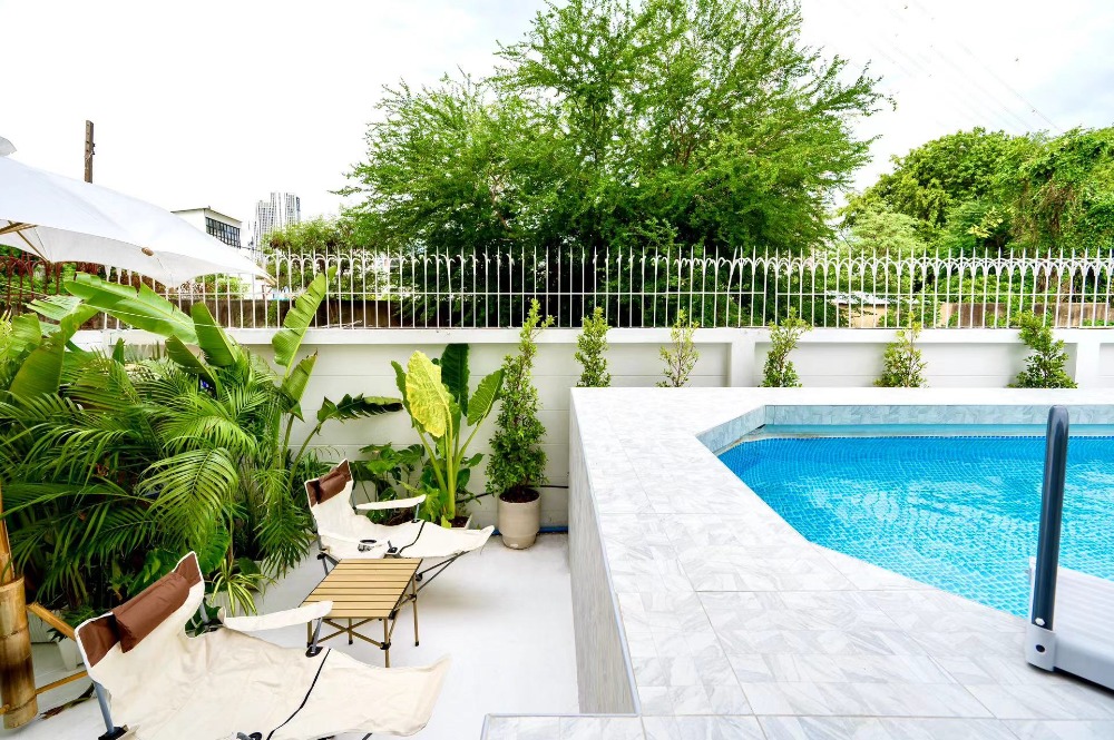 ให้เช่าทาวน์โฮมสะพานควาย จตุจักร : เช่า Luxury pool villa townhome พร้อมอยู่แถวจตุจักร ใกล้ MRT /BTS จตุจักร, กรุงเทพ