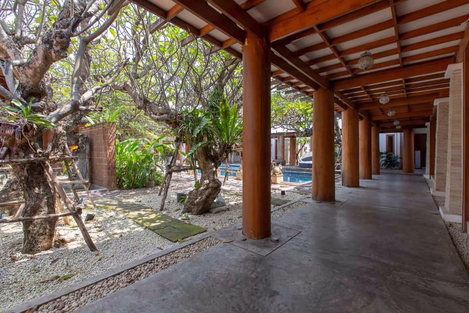 ขายบ้านเกษตร นวมินทร์ ลาดปลาเค้า : บ้านเดี่ยวสไตล์รีสอร์ท ไม้สัก+ปูน เนื้อที่ 386 ตรว. เรือนชั้นเดียว 2เรือน เรือน 2ชั้น 2เรือน, กรุงเทพ