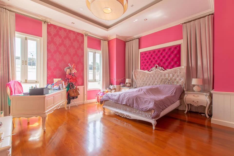 ขายบ้านเกษตร นวมินทร์ ลาดปลาเค้า : บ้านเดี่ยวสไตล์รีสอร์ท ไม้สัก+ปูน เนื้อที่ 386 ตรว. เรือนชั้นเดียว 2เรือน เรือน 2ชั้น 2เรือน, กรุงเทพ