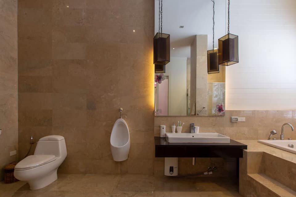 ขายบ้านเกษตร นวมินทร์ ลาดปลาเค้า : บ้านเดี่ยวสไตล์รีสอร์ท ไม้สัก+ปูน เนื้อที่ 386 ตรว. เรือนชั้นเดียว 2เรือน เรือน 2ชั้น 2เรือน, กรุงเทพ