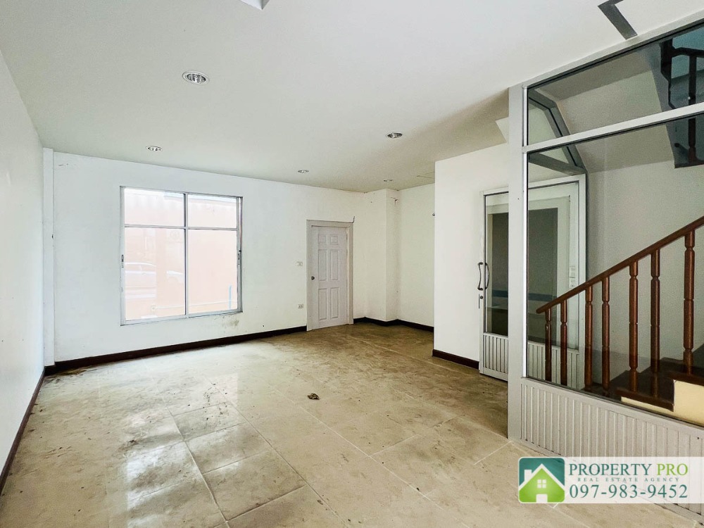 ขายทาวน์โฮมเกษตรศาสตร์ รัชโยธิน : ขาย บ้าน ทาวน์โฮม 3 ชั้น บ้านกลางเมือง Monte Carlo รัชวิภา ขนาด 21 ตรว 169 ตรม ใกล้ SRT วัดเสมียนนารี เกษตรศาสตร์ ประชาชื่น วิภาวดีรังสิต จตุจักร หมอชิต : EL24S-039