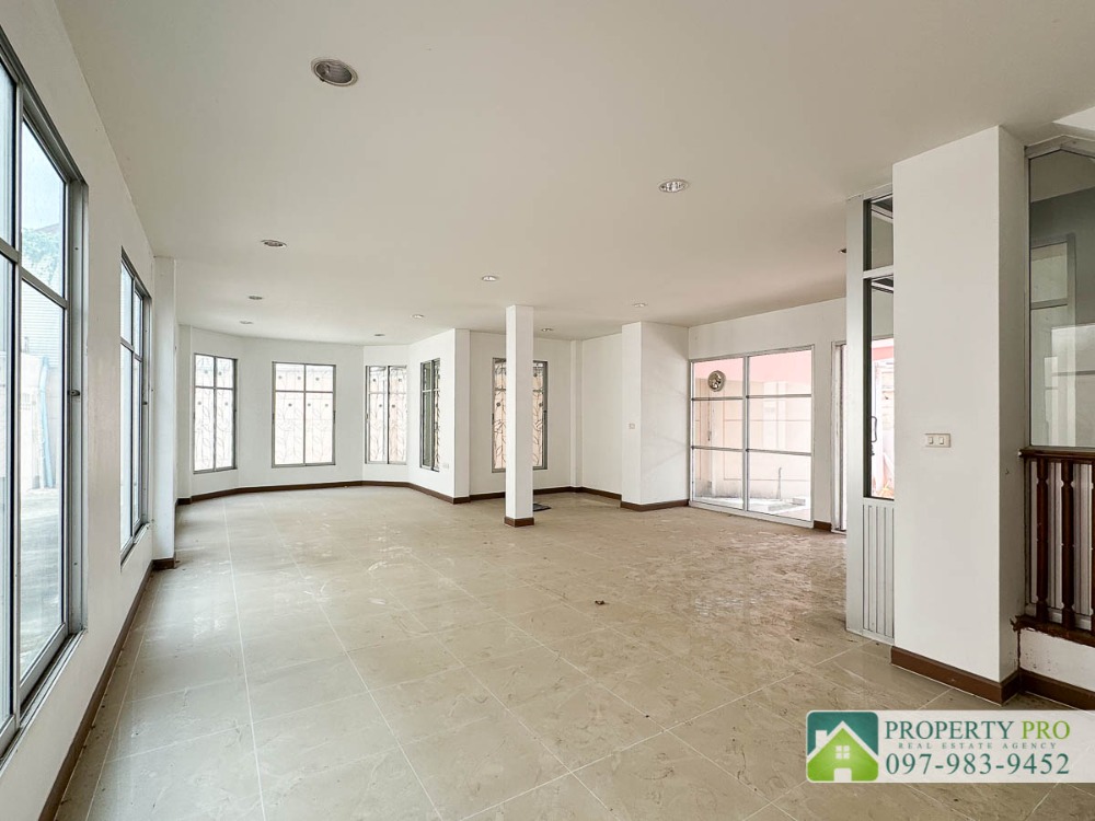 ขายทาวน์โฮมเกษตรศาสตร์ รัชโยธิน : ขาย บ้าน ทาวน์โฮม 3 ชั้น บ้านกลางเมือง Monte Carlo รัชวิภา ขนาด 54 ตรว 282 ตรม หลังริม ใกล้ SRT วัดเสมียนนารี เกษตรศาสตร์ ประชาชื่น วิภาวดีรังสิต จตุจักร หมอชิต : EL24S-040