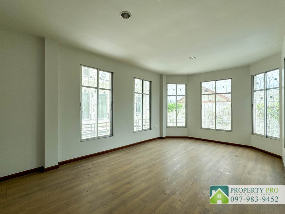 ขายทาวน์โฮมเกษตรศาสตร์ รัชโยธิน : ขาย บ้าน ทาวน์โฮม 3 ชั้น บ้านกลางเมือง Monte Carlo รัชวิภา ขนาด 54 ตรว 282 ตรม หลังริม ใกล้ SRT วัดเสมียนนารี เกษตรศาสตร์ ประชาชื่น วิภาวดีรังสิต จตุจักร หมอชิต : EL24S-040