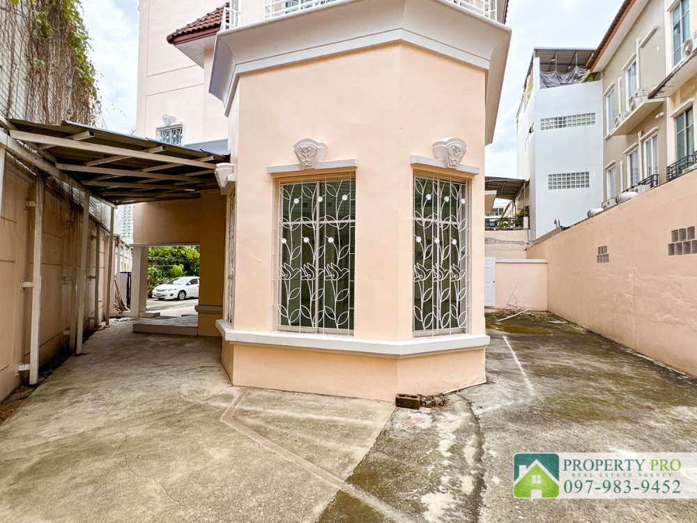 ขายทาวน์โฮมเกษตรศาสตร์ รัชโยธิน : ขาย บ้าน ทาวน์โฮม 3 ชั้น บ้านกลางเมือง Monte Carlo รัชวิภา ขนาด 54 ตรว 282 ตรม หลังริม ใกล้ SRT วัดเสมียนนารี เกษตรศาสตร์ ประชาชื่น วิภาวดีรังสิต จตุจักร หมอชิต : EL24S-040