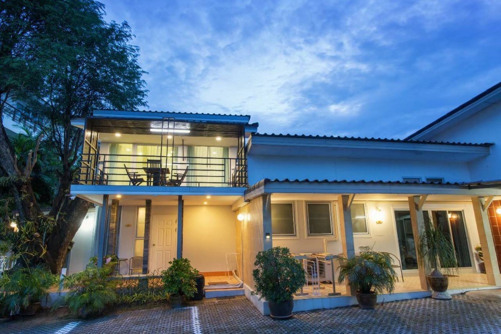 ขายกิจการโรงแรม & กิจการอพาร์ตเมนต์หัวหิน ประจวบคีรีขันธ์ : รีสอร์ท ติดชายทะเล หัวหิน เขาตะเกียบ