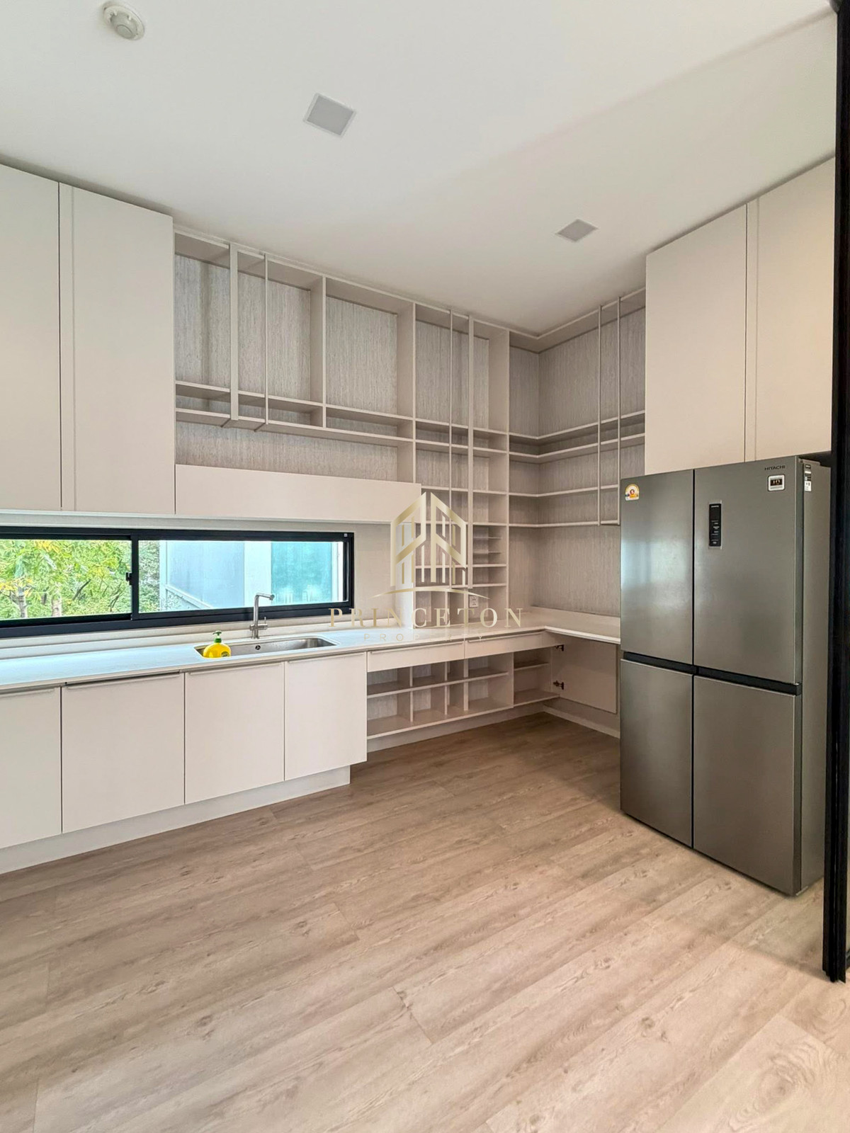 For RentHousePattanakan, Srinakarin : Luxury House For Rent Vive Krungthep Kreetha near Wellington College International School 📞092-4252445 