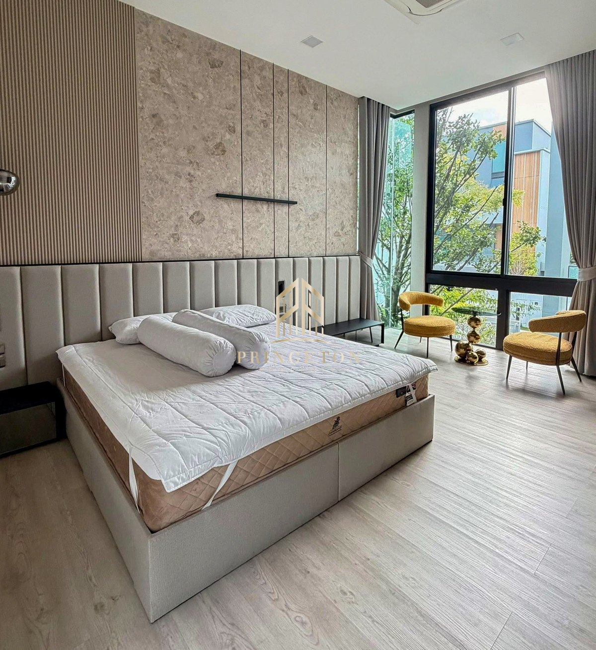 For RentHousePattanakan, Srinakarin : Luxury House For Rent Vive Krungthep Kreetha near Wellington College International School 📞092-4252445 