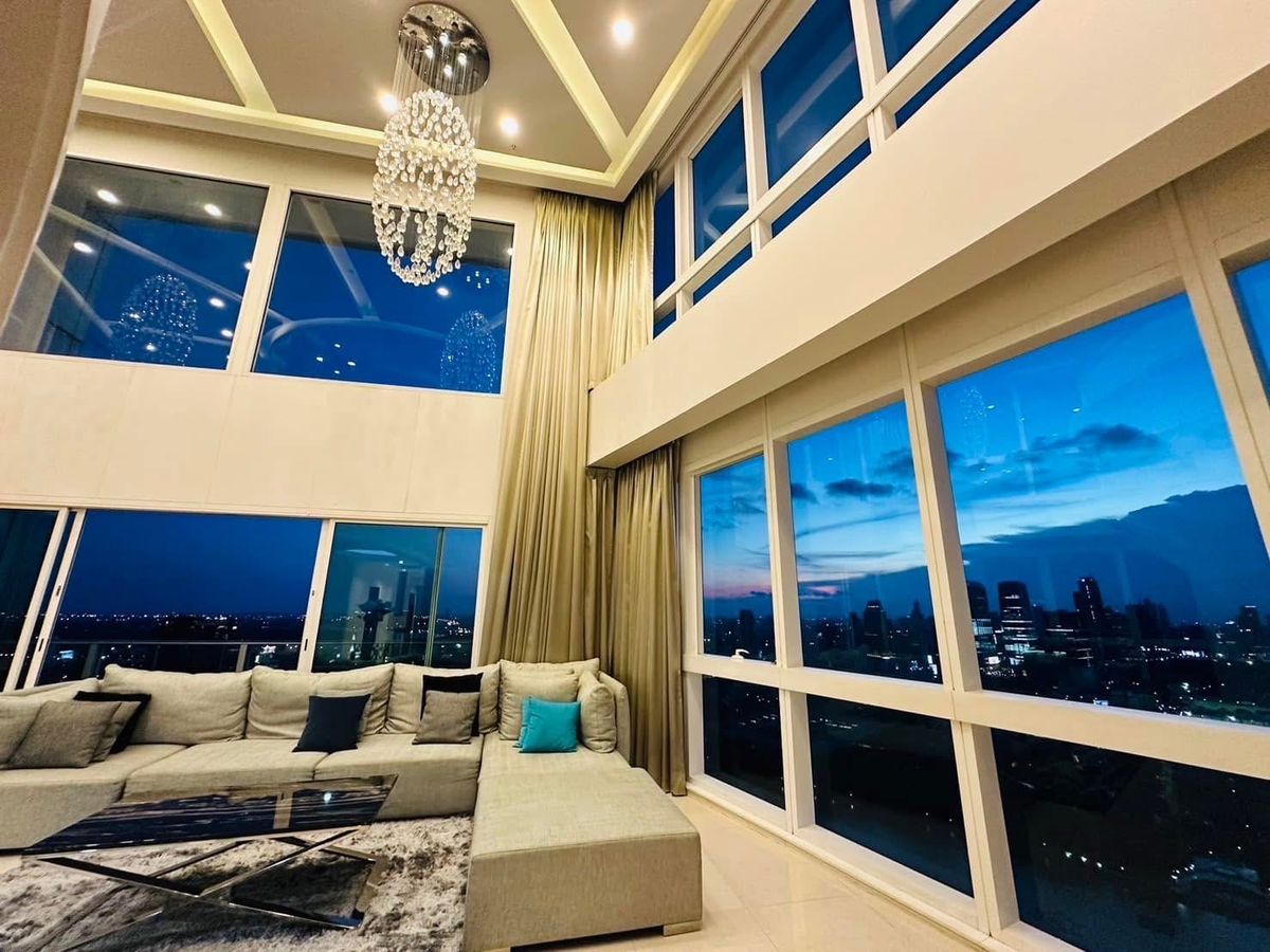 ให้เช่าคอนโดสุขุมวิท อโศก ทองหล่อ : Millennium Residence Duplex Penthouse: 325sqm 4bed 4bath 200,000/mth Am: 0656199198