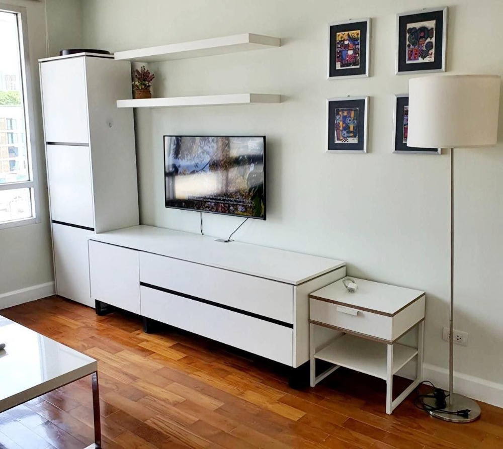 For SaleCondoRatchathewi,Phayathai : Wish @ Siam【𝐒𝐄𝐋𝐋 & 𝐑𝐄𝐍𝐓】🔥Minimal style room Large windows, lots of light, airy, near BTS Ratchathewi. Ready to live in September!🔥 Contact Line ID: @hacondo