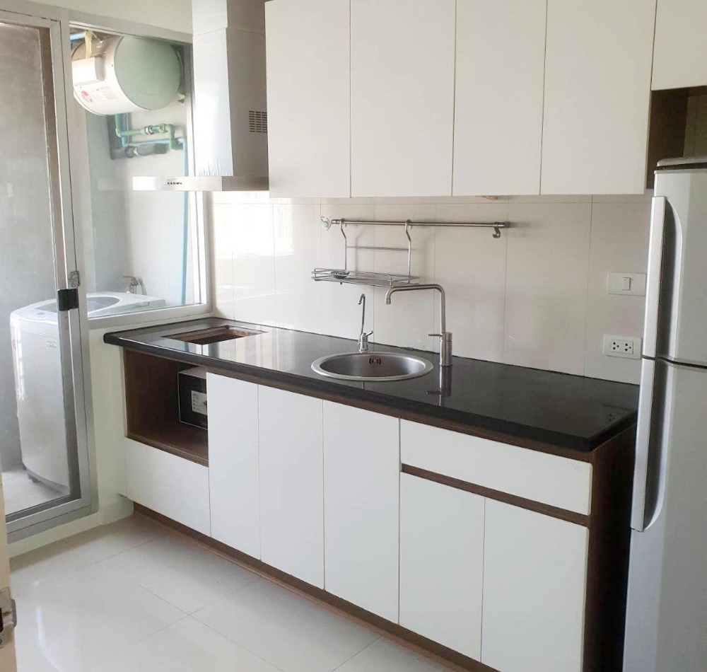 For SaleCondoRatchathewi,Phayathai : Wish @ Siam【𝐒𝐄𝐋𝐋 & 𝐑𝐄𝐍𝐓】🔥Minimal style room Large windows, lots of light, airy, near BTS Ratchathewi. Ready to live in September!🔥 Contact Line ID: @hacondo