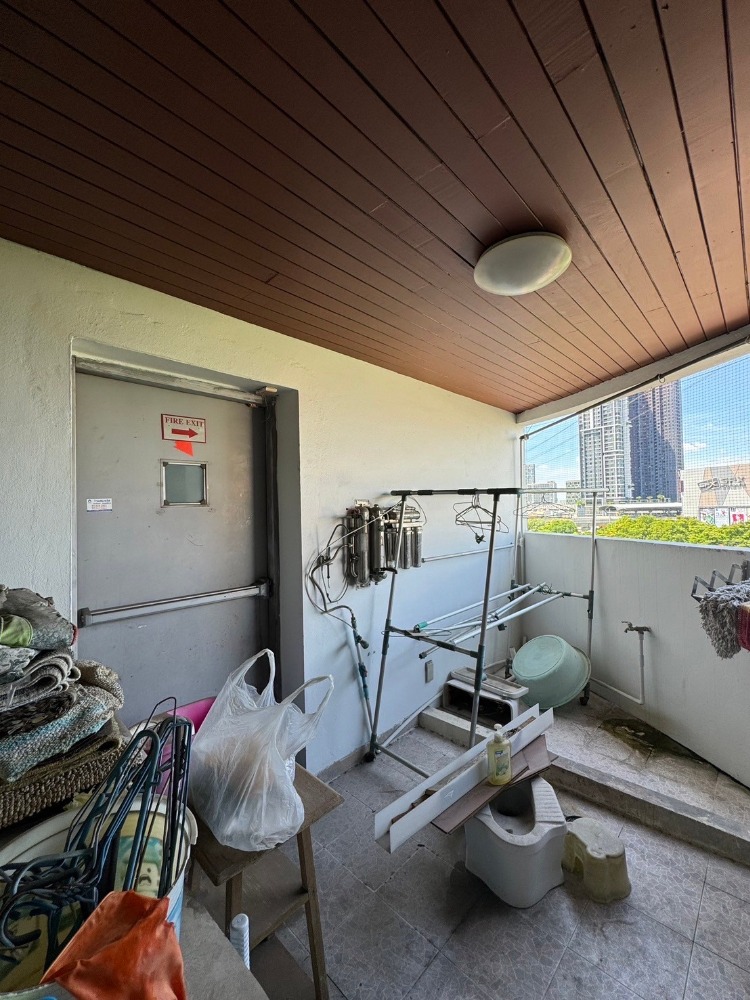 For RentCondoLadprao, Central Ladprao : ✅ TRGP101 ✅ Line ID : @p2nproperty