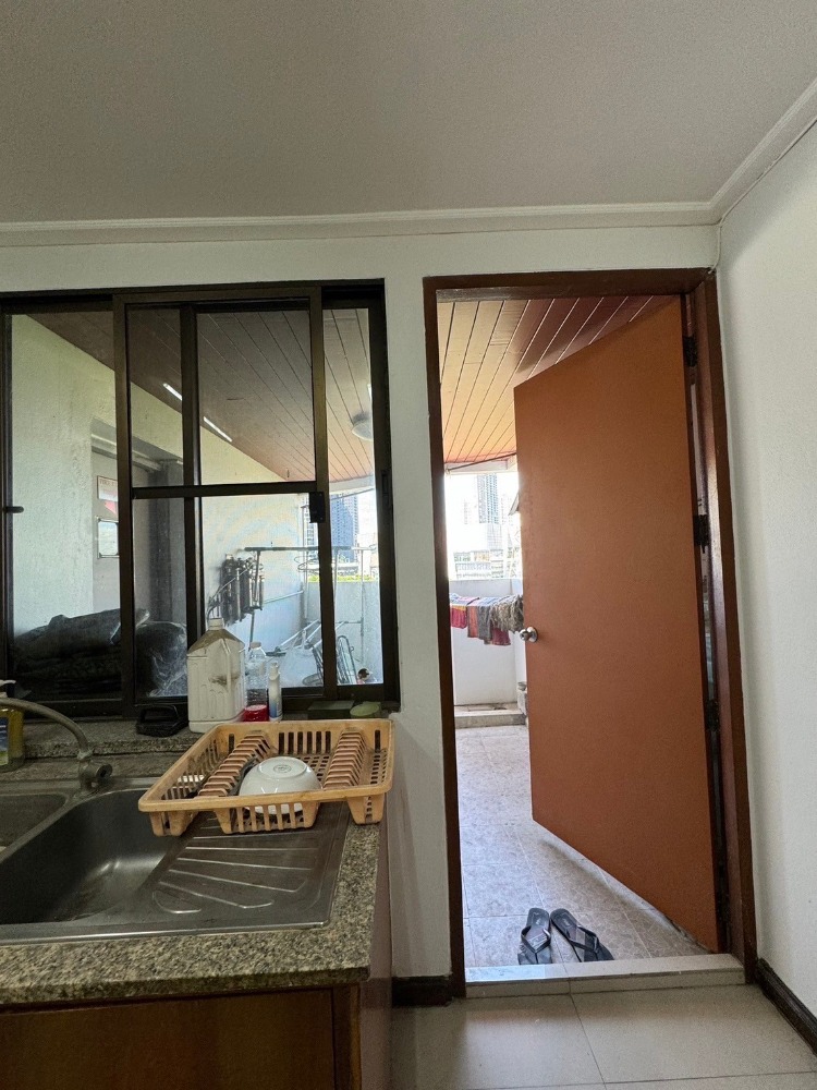 For RentCondoLadprao, Central Ladprao : ✅ TRGP101 ✅ Line ID : @p2nproperty