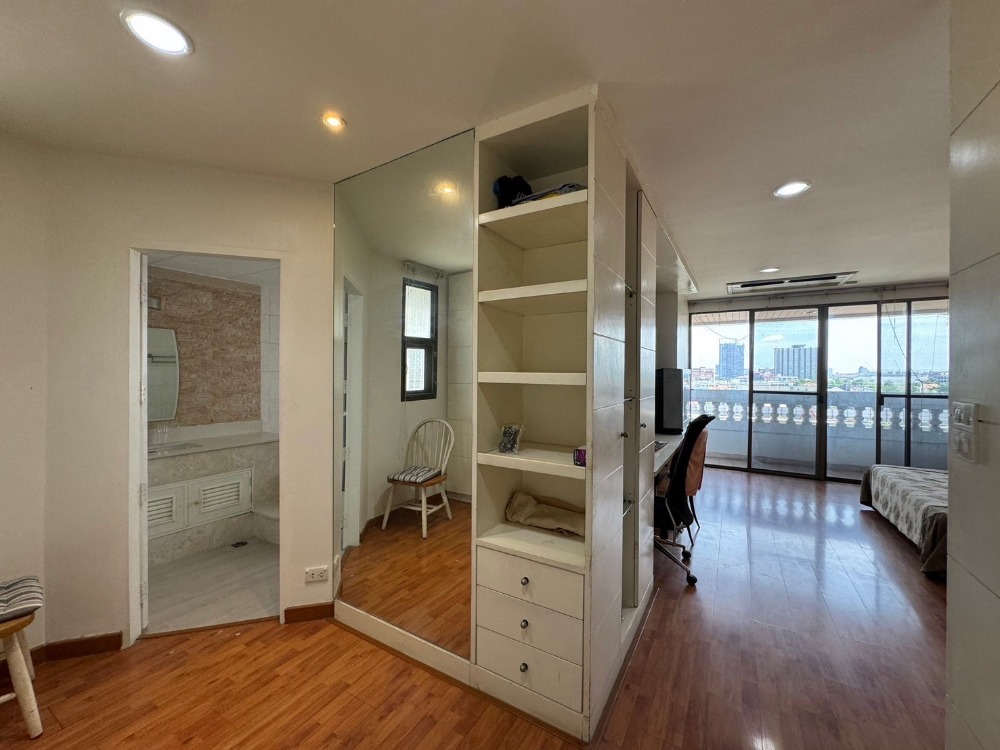 For RentCondoLadprao, Central Ladprao : ✅ TRGP101 ✅ Line ID : @p2nproperty