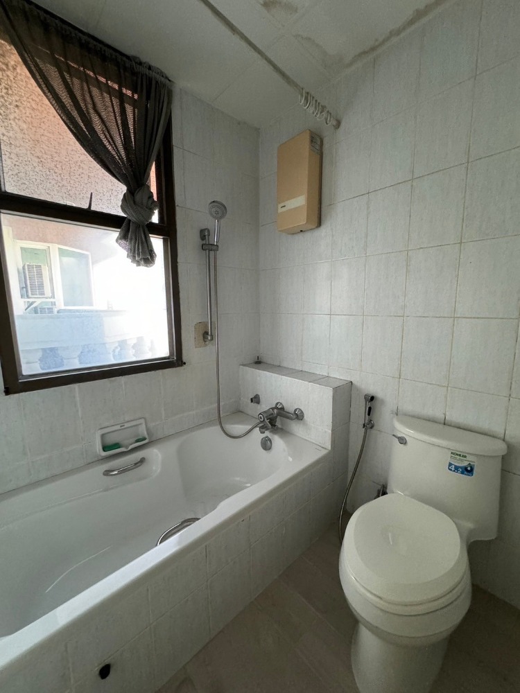 For RentCondoLadprao, Central Ladprao : ✅ TRGP101 ✅ Line ID : @p2nproperty