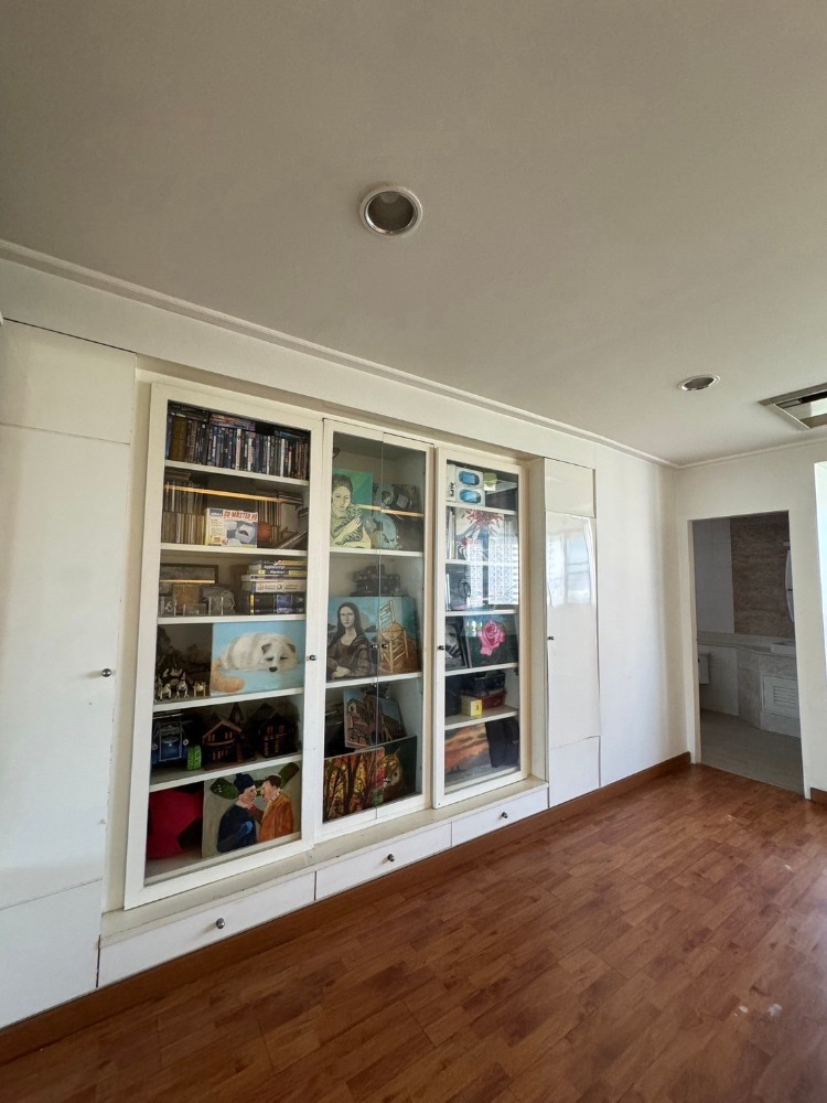 For RentCondoLadprao, Central Ladprao : ✅ TRGP101 ✅ Line ID : @p2nproperty