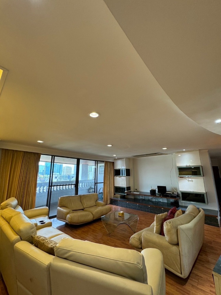 For RentCondoLadprao, Central Ladprao : ✅ TRGP101 ✅ Line ID : @p2nproperty