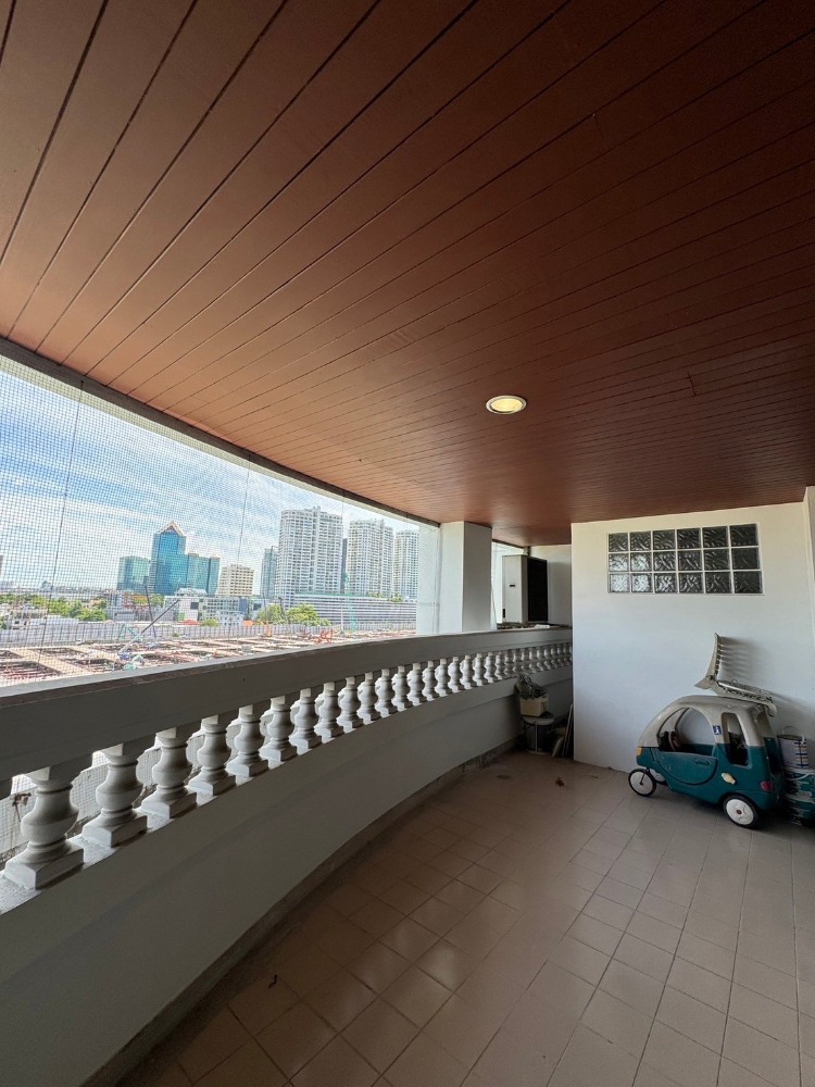 For RentCondoLadprao, Central Ladprao : ✅ TRGP101 ✅ Line ID : @p2nproperty