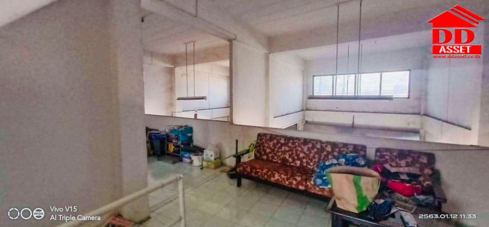 ขายอาคารพาณิชย์เชียงราย : ขายอาคารพาณิชย์ 2 ชั้นครึ่ง ทำเลใกล้วัดร่องขุ่น ใกล้ขนส่งเมืองเชียงราย รหัส B8022