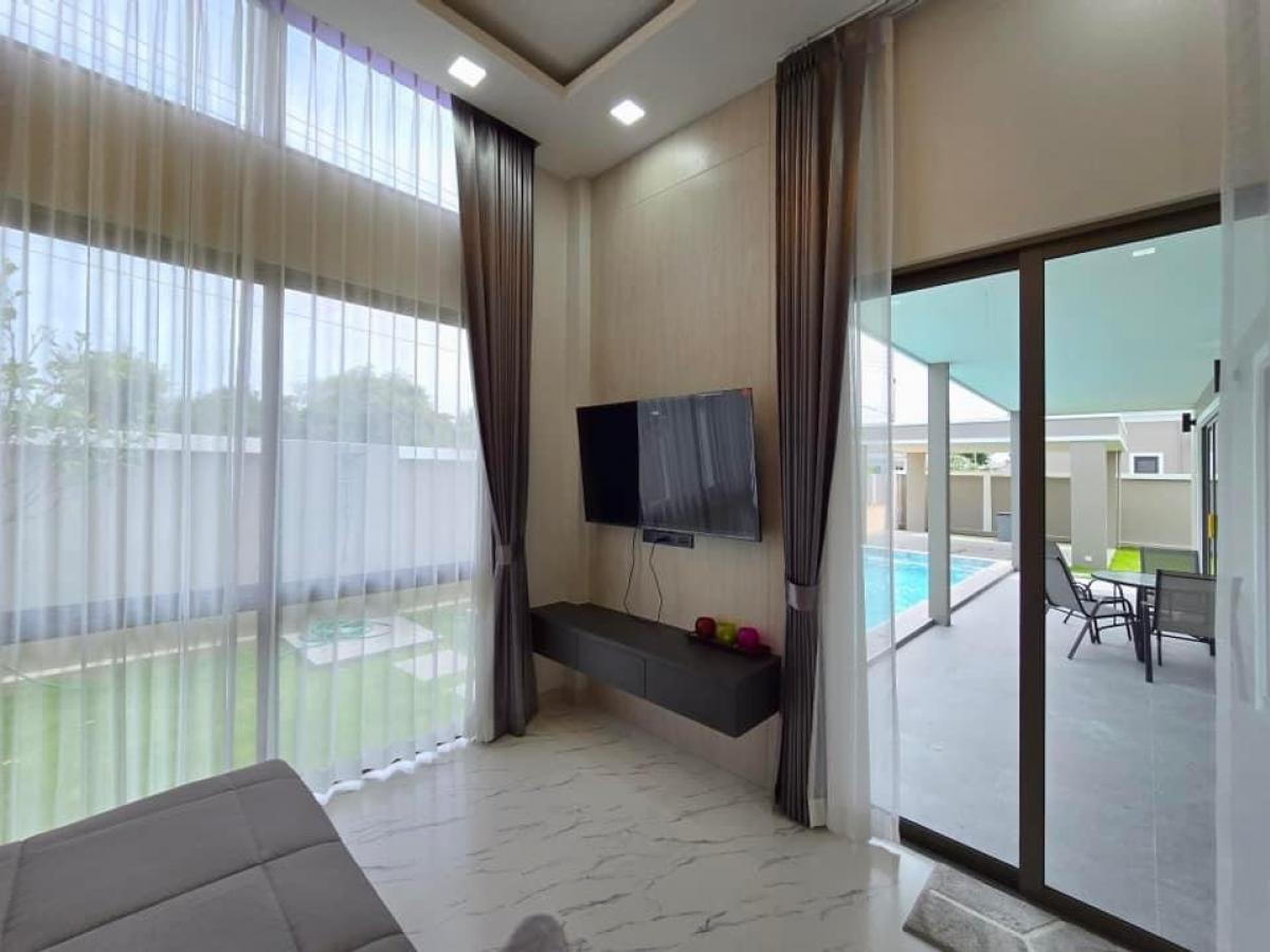 ขายพัทยา บางแสน ชลบุรี สัตหีบ : Pool villa Pattaya fully furnished HOT DEAL 10.800.000 MB