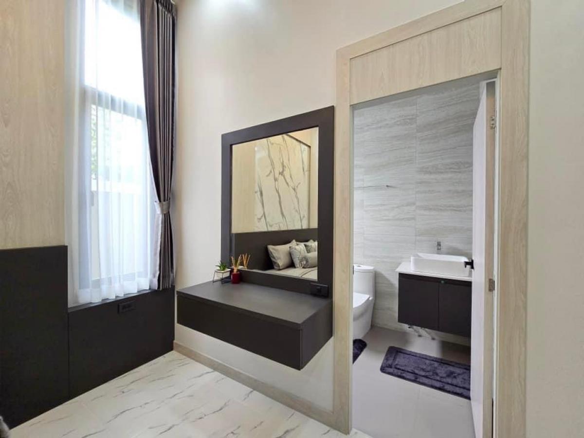 ขายพัทยา บางแสน ชลบุรี สัตหีบ : Pool villa Pattaya fully furnished HOT DEAL 10.800.000 MB