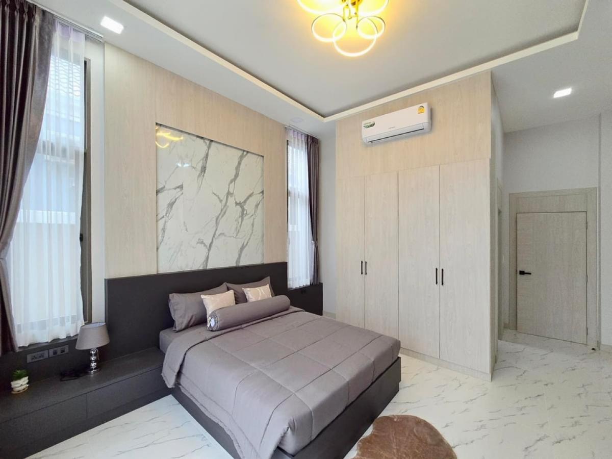 ขายพัทยา บางแสน ชลบุรี สัตหีบ : Pool villa Pattaya fully furnished HOT DEAL 10.800.000 MB