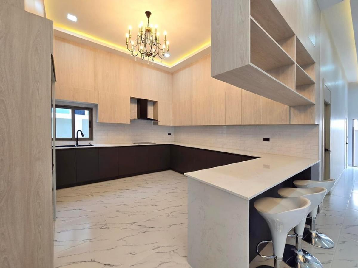 ขายพัทยา บางแสน ชลบุรี สัตหีบ : Pool villa Pattaya fully furnished HOT DEAL 10.800.000 MB