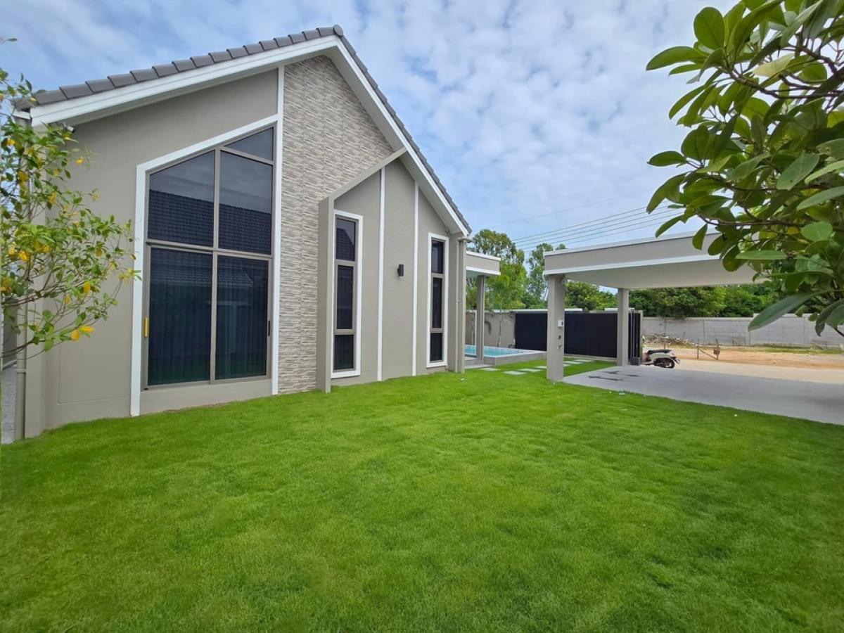 ขายพัทยา บางแสน ชลบุรี สัตหีบ : Pool villa Pattaya fully furnished HOT DEAL 10.800.000 MB