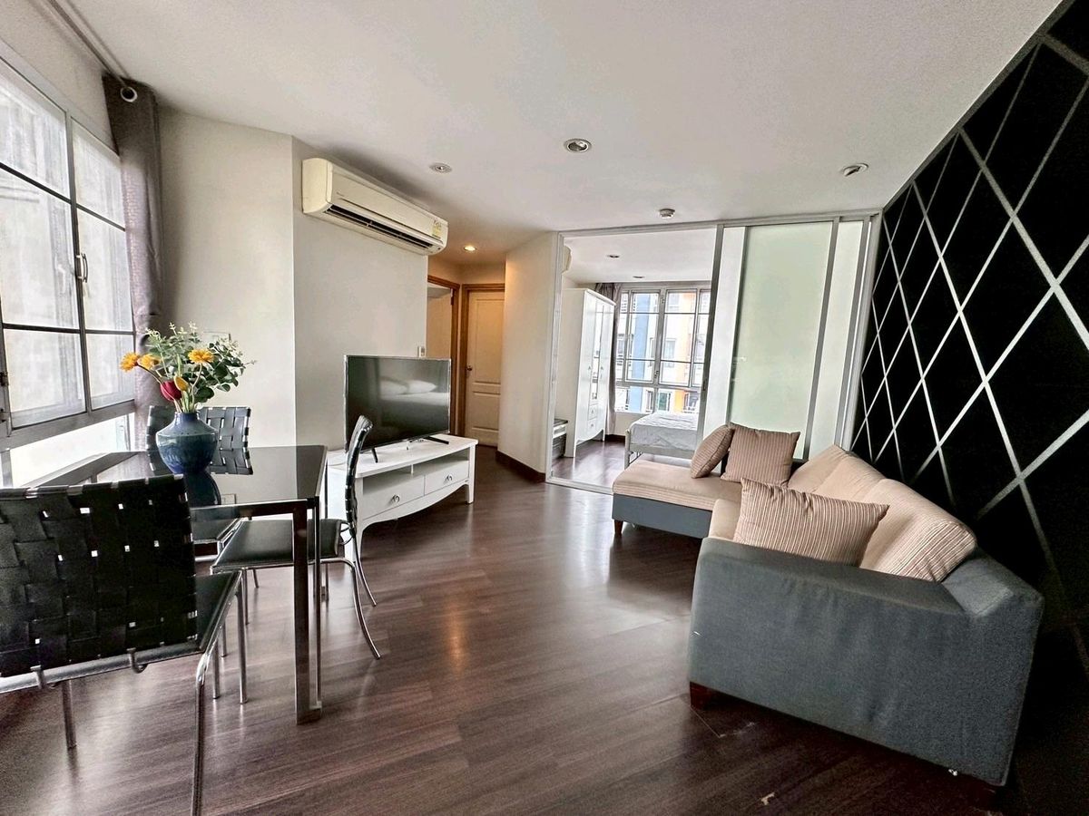 For RentCondoOnnut, Udomsuk : Sukhumvit 50, 7th floor, near BTS On Nut   Suvarnabhumi Airport is fully decorated, safe, and peaceful.