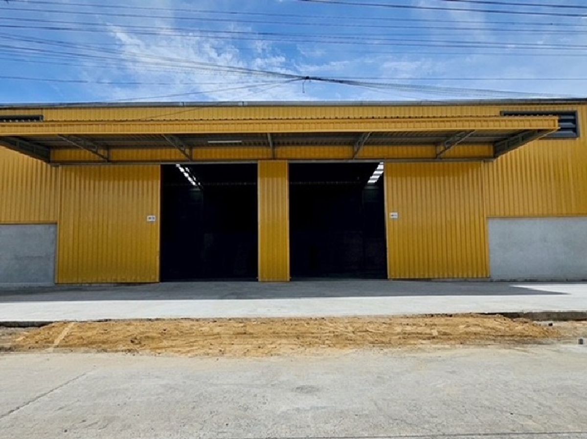 ให้เช่าโกดังปทุมธานี รังสิต ธรรมศาสตร์ : For Rent ให้เช่าโกดัง สร้างใหม่ / พื้นที่ 440 ตารางเมตร ทำเลคลองหลวง ซอยไอยรา เข้าซอยไม่ลึก / ใกล้ตลาดไท รถเทรลเลอร์ เข้าออกได้