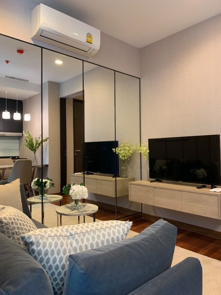 For RentCondoRatchathewi,Phayathai : Wish Signature Midtown Siam 1【𝐑𝐄𝐍𝐓】🔥 The room is simple, elegant, looks expensive, decorated in a modern style. Complete appliances Near BTS Ratchathewi, ready to move in!🔥 Contact Line ID: @hacondo