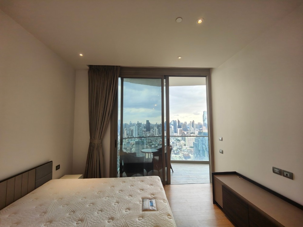 ขายคอนโดวงเวียนใหญ่ เจริญนคร : [BEST PRICE] Magnolias Waterfront คอนโดริมน้ำสุดหรู ติดไอคอนสยาม พร้อมส่วนกลางระดับ6ดาว