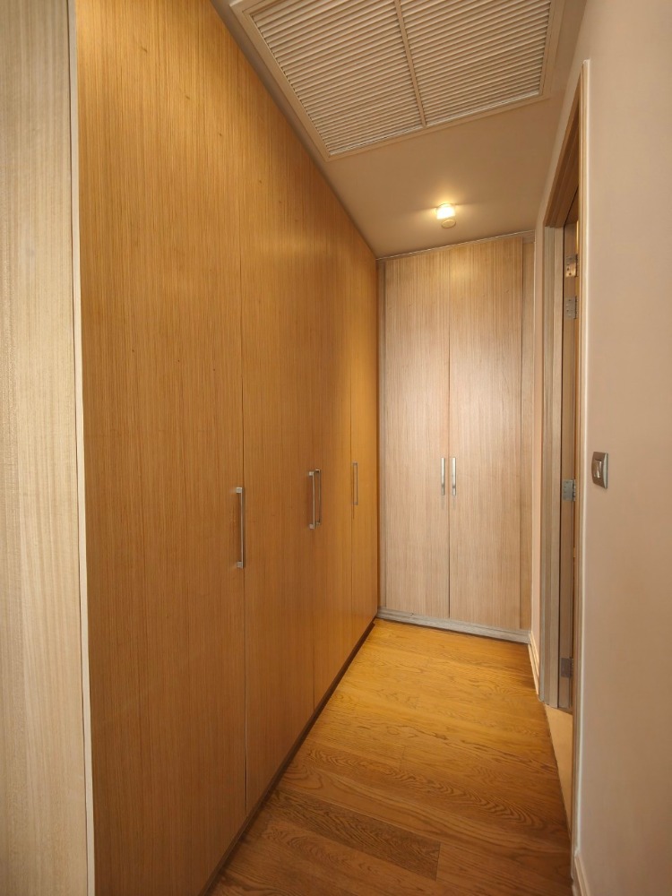 ขายคอนโดวงเวียนใหญ่ เจริญนคร : [BEST PRICE] Magnolias Waterfront คอนโดริมน้ำสุดหรู ติดไอคอนสยาม พร้อมส่วนกลางระดับ6ดาว