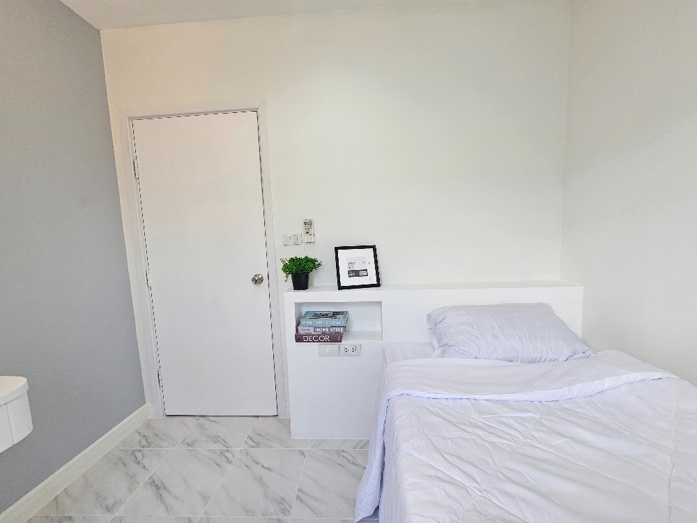 ให้เช่าทาวน์โฮมแจ้งวัฒนะ เมืองทอง : ไปติวานนท์ ก็ใกล้ เข้า อิมแพ็คก็สองอึดใจ ไฟฟ้าชมพูกำลังจะมาอี๊ก ต้องอยู่แล้ว