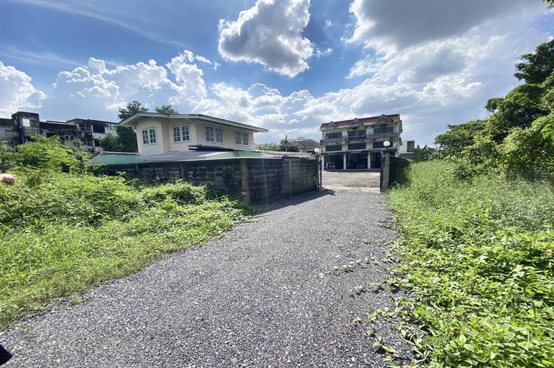 For SaleLandChaengwatana, Muangthong : Land for sale, 50 square wah, Vibhavadi-Chaengwattana Road, Soi Chaengwattana 1