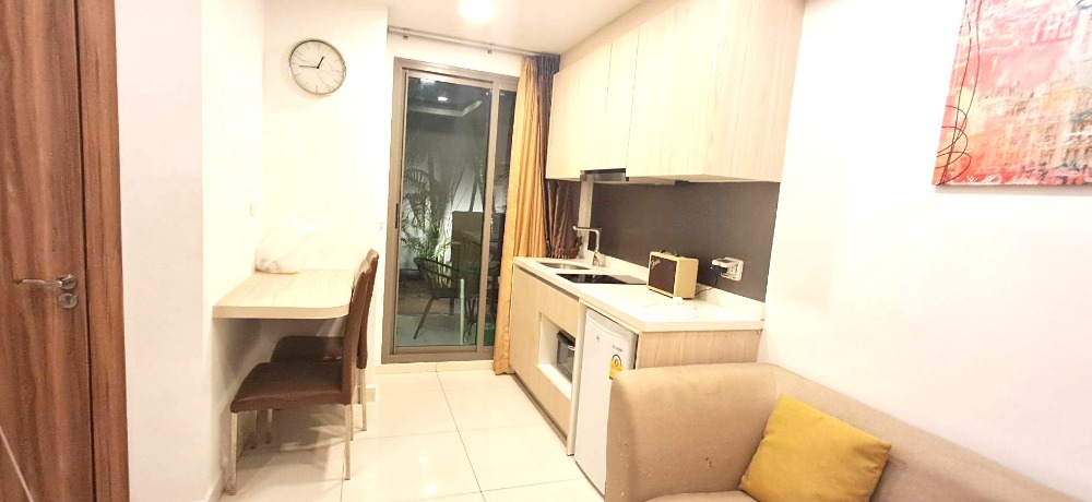 For SaleCondoPattaya, Bangsaen, Chonburi : Own a Condo with Monthly Rental Income! Great Location, Great Price, Lucky Number Unit!! For Sale: Arcadia Beach Resort Condo, Thappraya Road, Nong Prue, Bang Lamung, Chonburi
