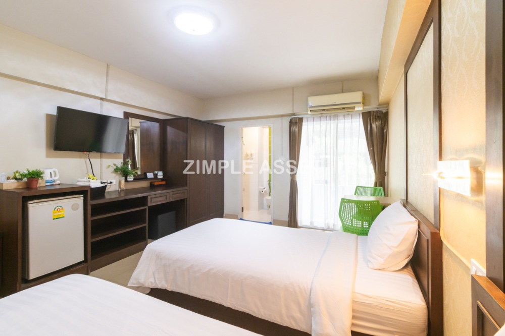 For RentPattanakan, Srinakarin : Line: @zimple_asset  Daily and Monthly Apartments on Srinakarin Road, Close to Airport Link Hua Mak, Fully Furnished and Ready to Move In