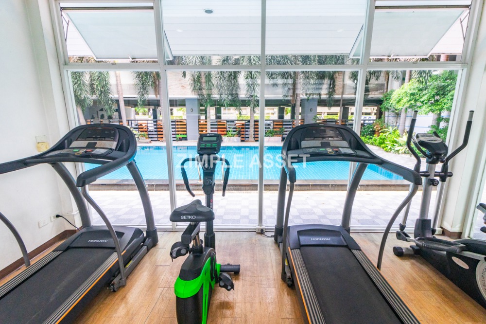 For RentPattanakan, Srinakarin : Line: @zimple_asset  Daily and Monthly Apartments on Srinakarin Road, Close to Airport Link Hua Mak, Fully Furnished and Ready to Move In