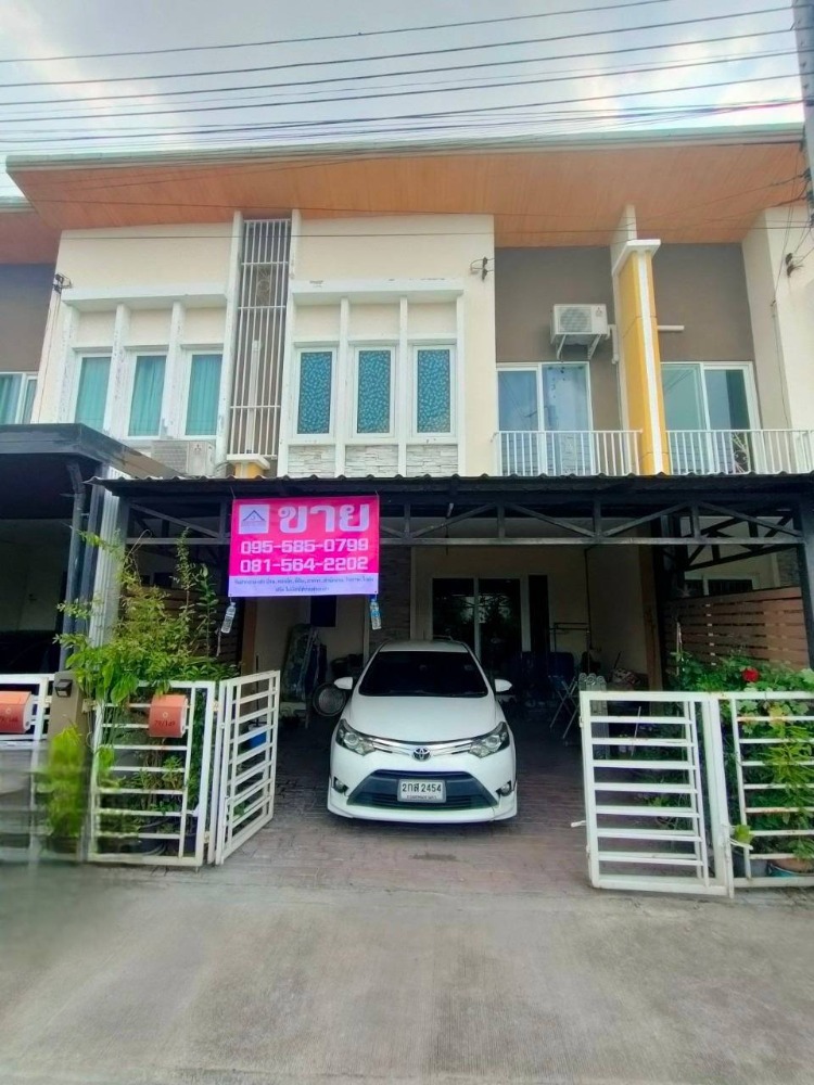 For SaleTownhomeNawamin, Ramindra : Townhome, Golden Town University Watcharaphon-Sukhapiban 5 🚩Good location, convenient travel, many shortcut routes.