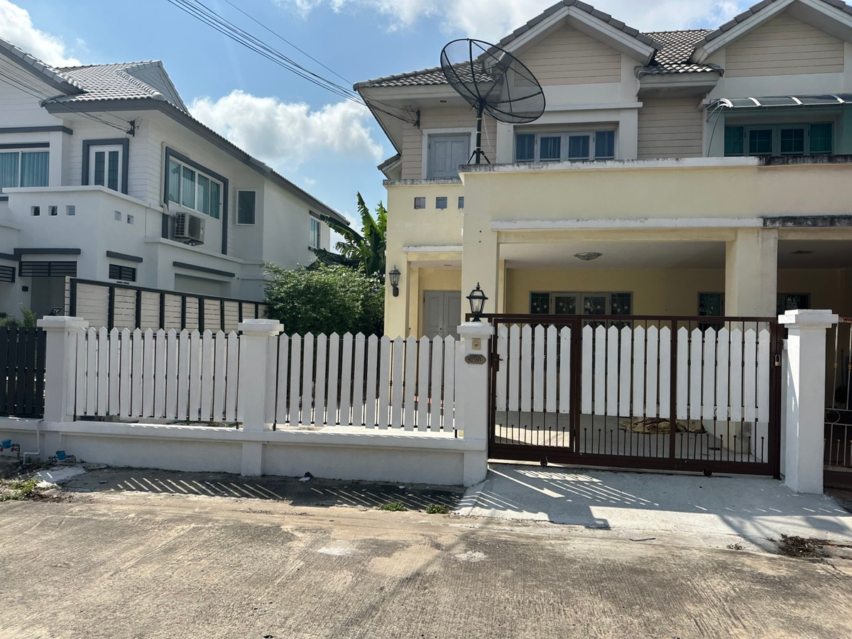 For LeaseholdTownhomeBang kae, Phetkasem : 2-story townhome for rent, Phetkasem 55