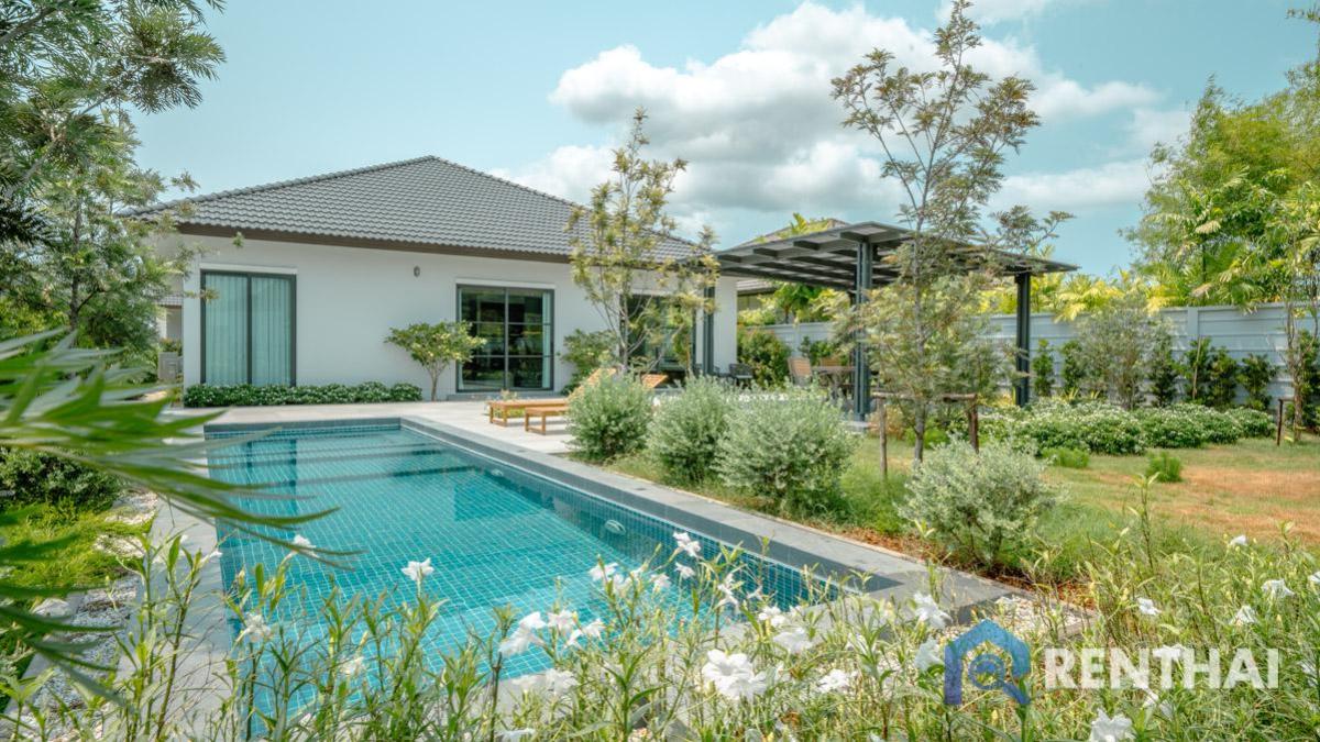 For SalePattaya, Bangsaen, Chonburi : beautiful pool villa 3bedrooms 4 bathrooms