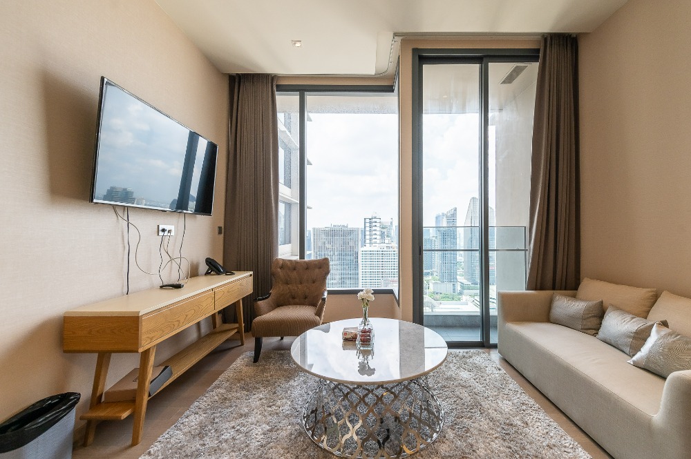 ให้เช่าคอนโดสุขุมวิท อโศก ทองหล่อ : (for rent) The Esse Asoke ใกล้ BTS อโศก & MRT สุขุมวิท