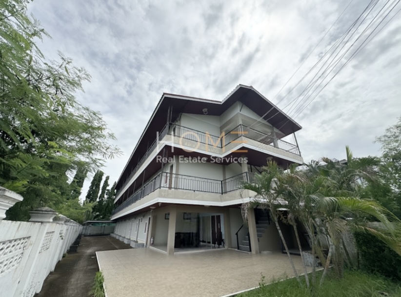 For SaleHotel&Apartment BusinessPattaya, Bangsaen, Chonburi : Apartment Tessaban Road 1 Soi 12 / 3 Storey (FOR SALE) NEWC138