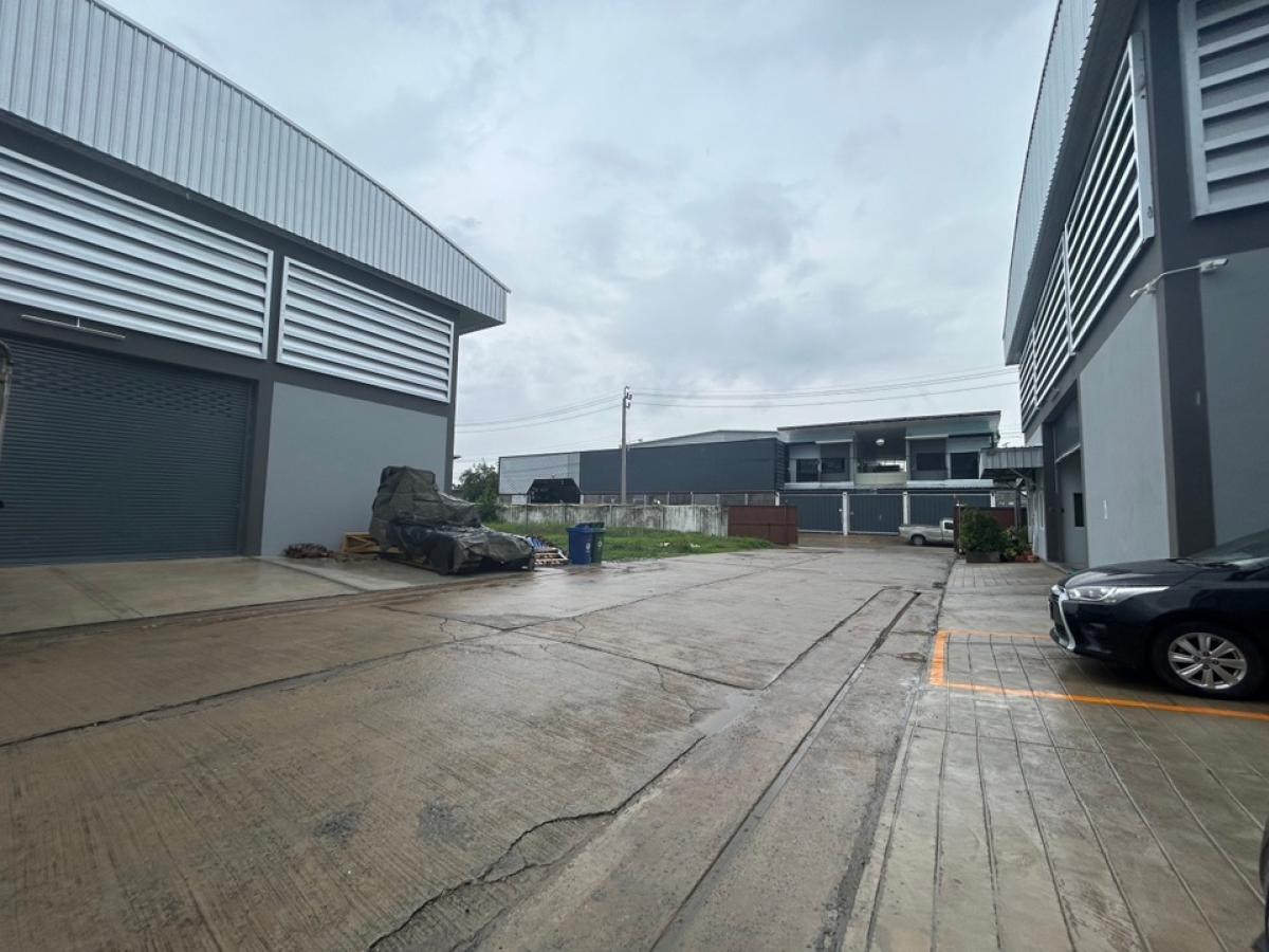 For RentFactoryNawamin, Ramindra : Warehouse/factory for rent, newly built, yellow area, Chatuchot, near the Chatuchot Expressway entrance and exit point, container trucks, easy entry and exit.